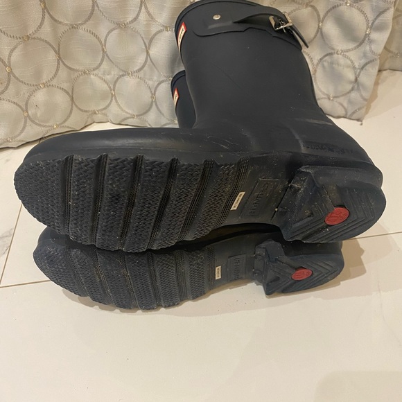 Hunter original short rain boots, size 9, navy blue - Picture 5 of 7
